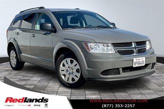 Used 2019 Dodge Journey SE image 1