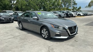 Used 2022 Nissan Altima 2.5 S image 1