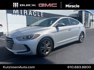 Used 2017 Hyundai Elantra SE image 1