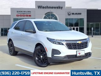 Used 2023 Chevrolet Equinox LS w/ LS Convenience Package image 1