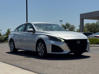 Used 2023 Nissan Altima 2.5 S image 1