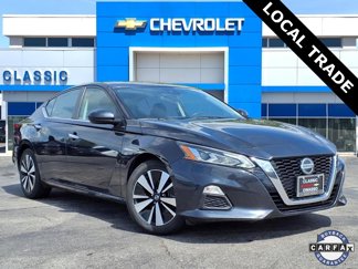 Used 2021 Nissan Altima 2.5 SV image 1