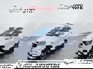 Used 2021 Buick Encore Preferred image 1