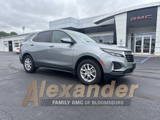 Used 2023 Chevrolet Equinox LT w/ Driver Convenience Package image 1