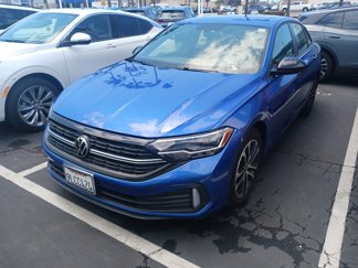Used 2023 Volkswagen Jetta Sport image 1