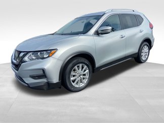 Used 2017 Nissan Rogue SV image 1