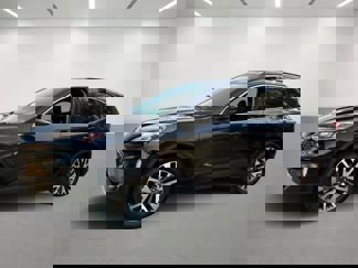 Used 2020 Ford Escape Titanium image 1