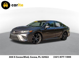 Used 2018 Toyota Camry SE image 1