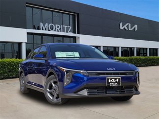 New 2025 Kia K4 LXS image 1