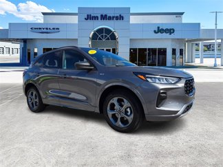 Used 2023 Ford Escape ST-Line w/ Tech Pack #1 image 1