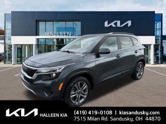 Certified 2021 Kia Seltos S image 1