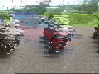 Used 2022 Jeep Compass Limited image 1