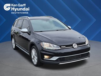 Used 2019 Volkswagen Golf Alltrack S image 1