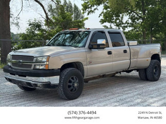 Used 2004 Chevrolet Silverado 3500 4x4 Crew Cab w/ Heavy-Duty Power Package image 1