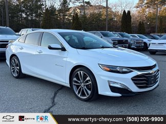 Used 2022 Chevrolet Malibu LT image 1