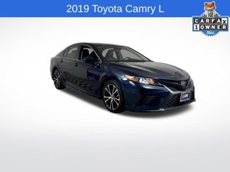 Used 2019 Toyota Camry L image 1
