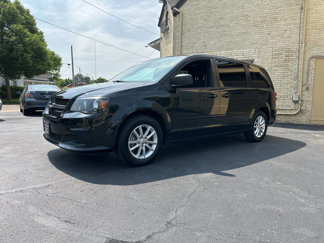 Used 2015 Dodge Grand Caravan SE w/ Quick Order Package 29E SE image 1