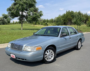 Used 2003 Ford Crown Victoria LX image 1