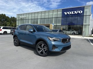 New 2025 Volvo XC40 B5 Core image 1
