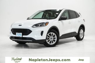Used 2022 Ford Escape SE image 1