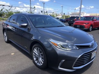 Used 2017 Toyota Avalon Limited image 1