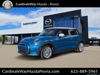 Used 2024 MINI Cooper SE image 1