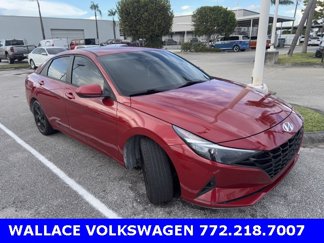 Used 2023 Hyundai Elantra SEL image 1