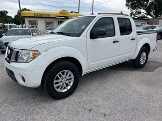 Used 2019 Nissan Frontier SV image 1