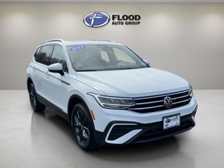 Used 2022 Volkswagen Tiguan SE image 1