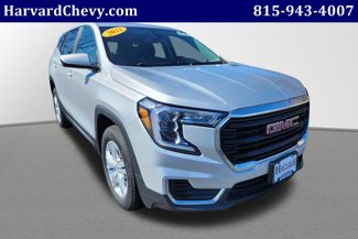 Used 2022 GMC Terrain SLE image 1