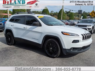Used 2018 Jeep Cherokee Latitude image 1
