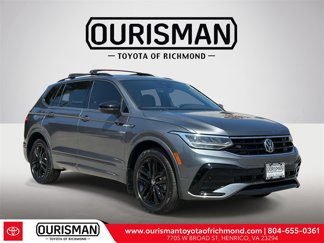 Used 2022 Volkswagen Tiguan SE R-Line image 1