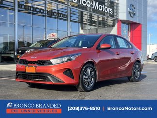 Used 2023 Kia Forte LXS image 1