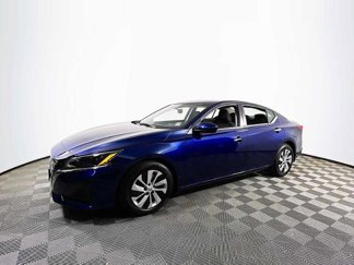 Certified 2023 Nissan Altima 2.5 S image 1