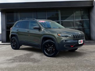 Used 2019 Jeep Cherokee Trailhawk image 1
