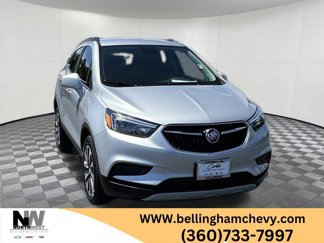 Used 2021 Buick Encore Preferred image 1