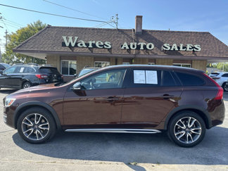Used 2017 Volvo V60 T5 Cross Country w/ Technology Package image 1