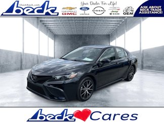 Used 2022 Toyota Camry SE image 1