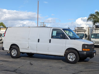 Used 2017 Chevrolet Express 2500 Extended image 1