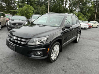 Used 2013 Volkswagen Tiguan SE image 1