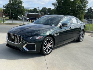 Certified 2021 Jaguar XF SE image 1
