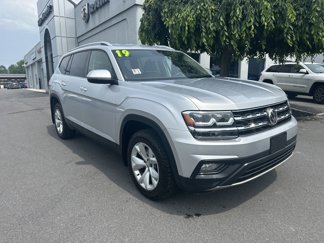Used 2019 Volkswagen Atlas SE w/ Towing Package image 1