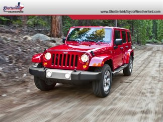 Used 2015 Jeep Wrangler Unlimited Rubicon w/ Connectivity Group image 1