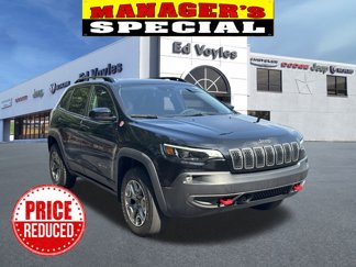 Used 2022 Jeep Cherokee Trailhawk w/ Trailer Tow Group image 1