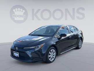 Used 2022 Toyota Corolla LE image 1