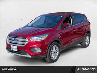 Used 2019 Ford Escape SE image 1