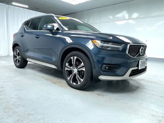 Used 2020 Volvo XC40 T5 Inscription w/ Protection Package Premier image 1
