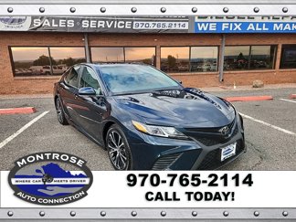 Used 2020 Toyota Camry SE image 1