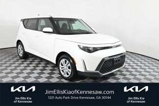 Certified 2023 Kia Soul LX image 1