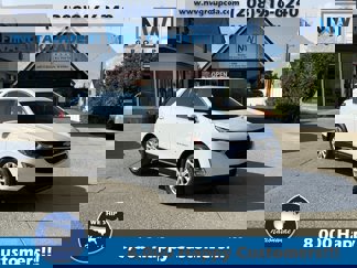 Used 2018 Chevrolet Equinox LT image 1